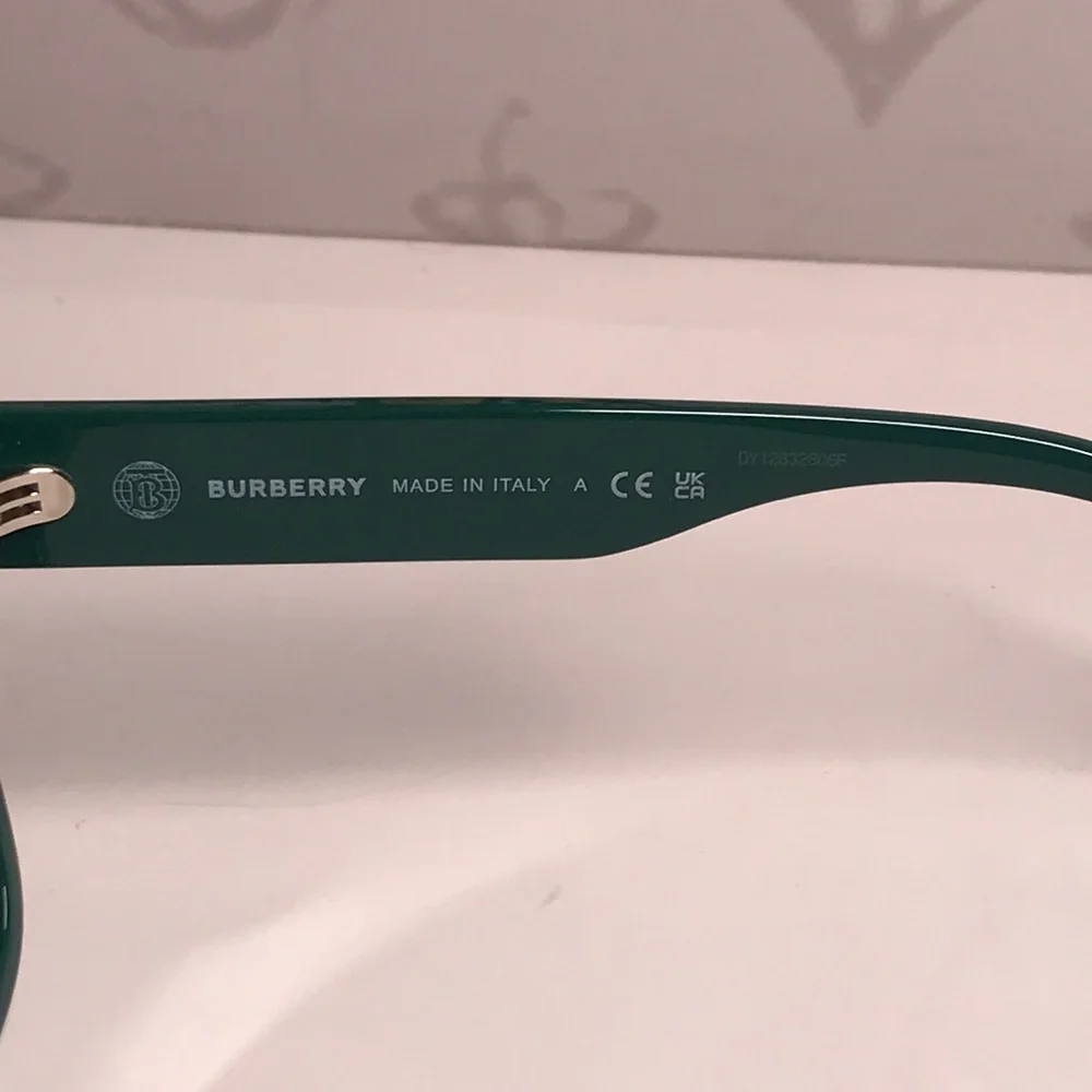 New Authentic Burberry BE4394 4059/71 Sunglasses